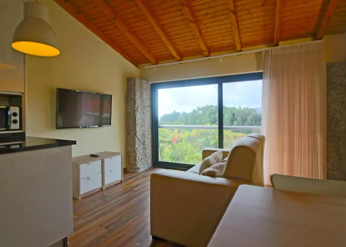 Casa Vale Da Fonte * ジェレス